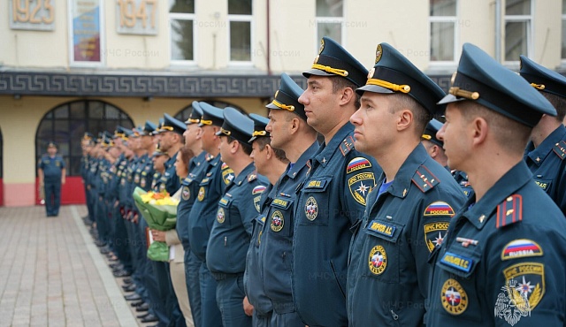 В Главном управлении МЧС России по г. Москве состоялось торжественное мероприятие, посвященное Дню Государственного флага